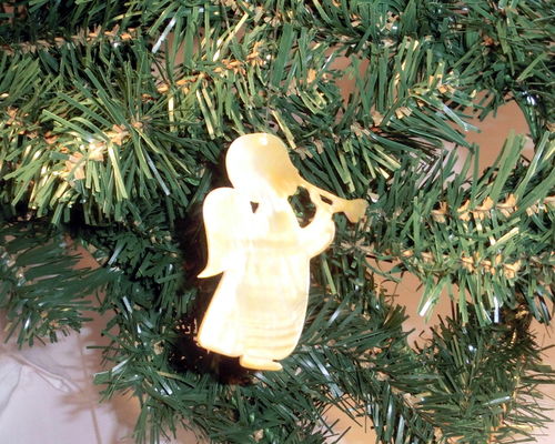Teliel, Engel mit Trompete aus echtem Perlmutt - Christbaumschmuck, Weihnachtsbaum